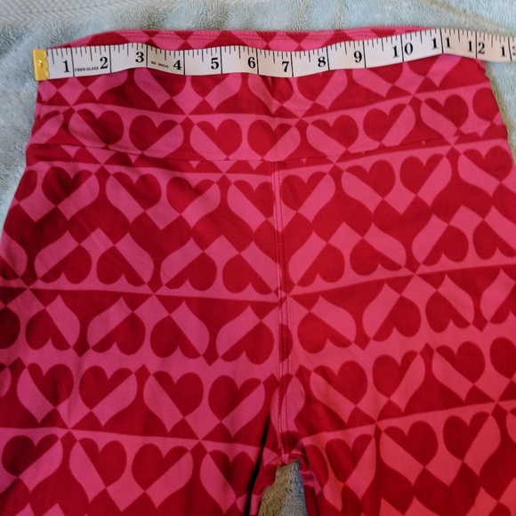 NWOT LULAROE HEART ONE SIZE LEGGINGS.Bou - Picture 6 of 7